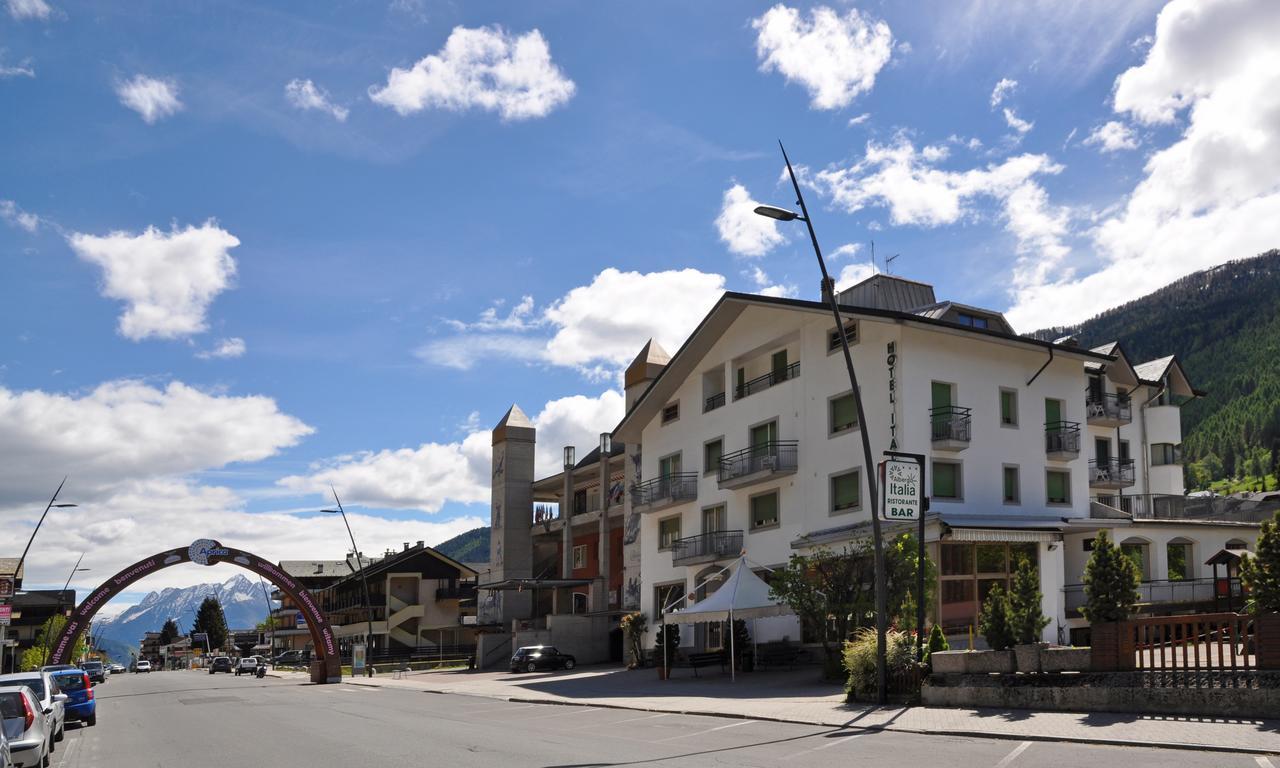Hotel Italia Aprica Esterno foto