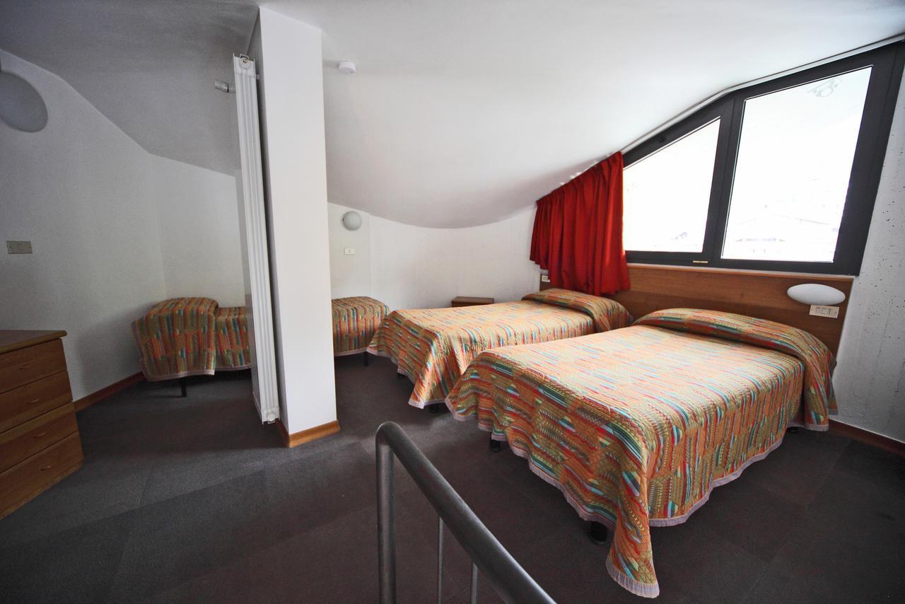 Hotel Italia Aprica Esterno foto